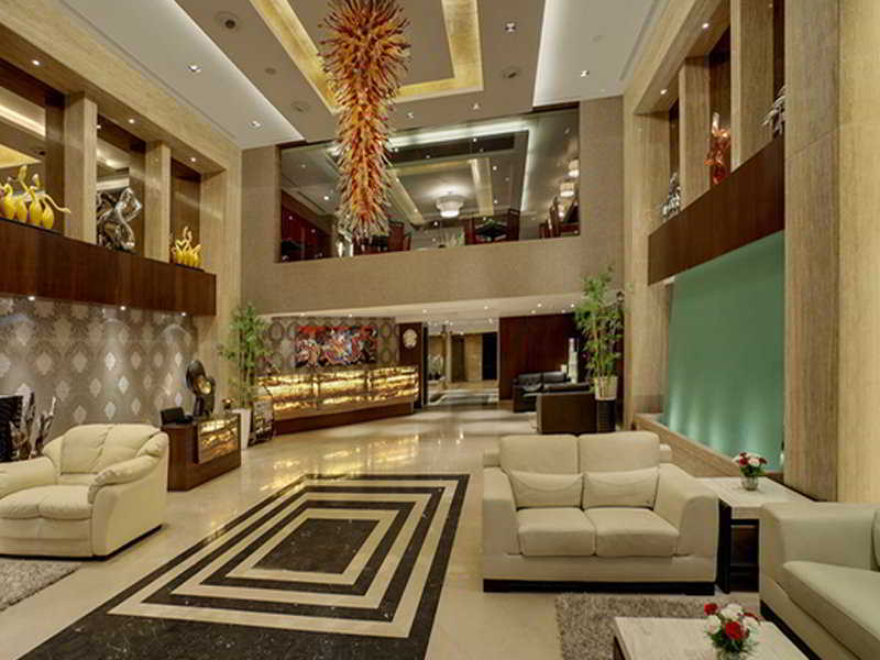 होटल Ramada 4*