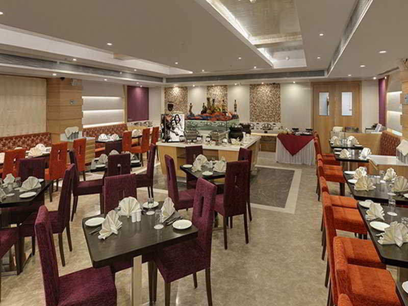 होटल Ramada 4*
