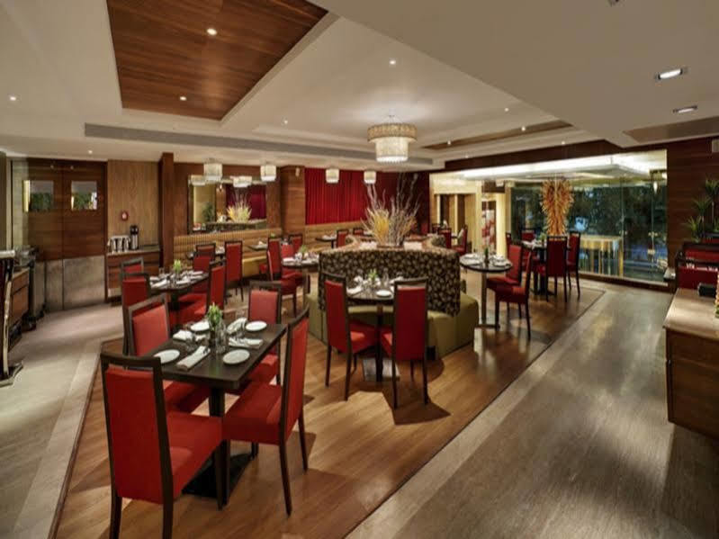 Ramada होटल 4*